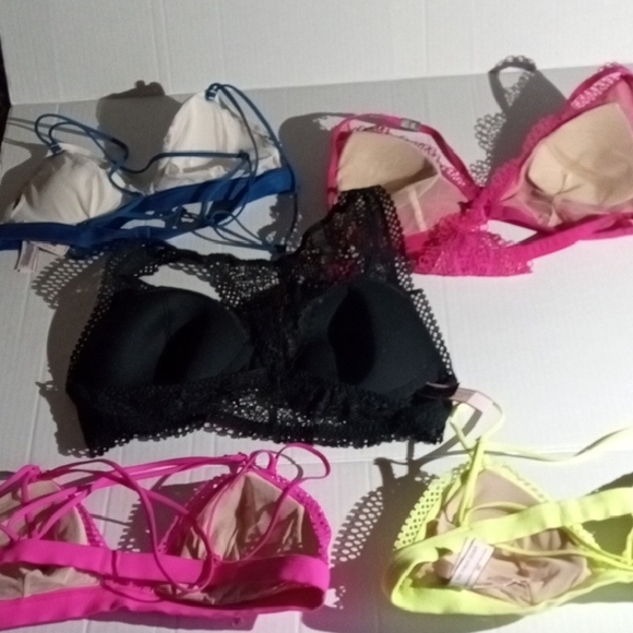Victoria's Secret Lace Bralette Set - Five Pieces NWT - Picture 9 of 14